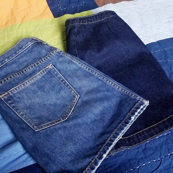 NWOT BUNDLE OF 2 GAP Jean skirts - Picture 8 of 8